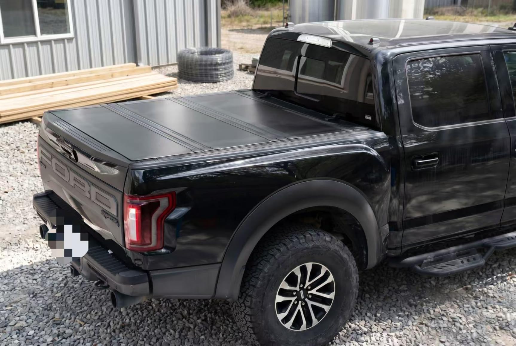 SKEXI Low Profile Truck Bed Tonneau Cover - Ford F150 5.5 ft (67.1
