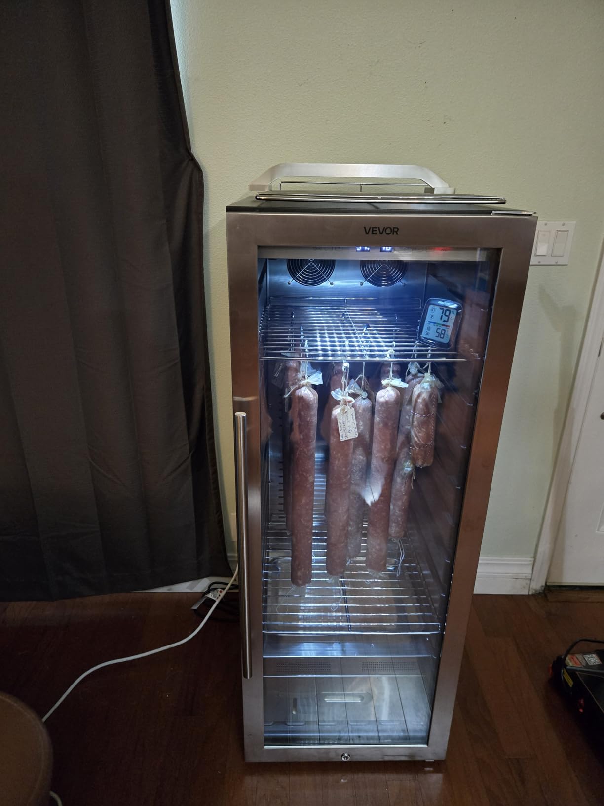 VEVOR 232 LBS Dry Aging Fridge for Steaks, Dry Ager Refrigerator with Precise Temperature & Humidity Control, Freestanding Beef Aging Machine Refrigerator customer photo 1