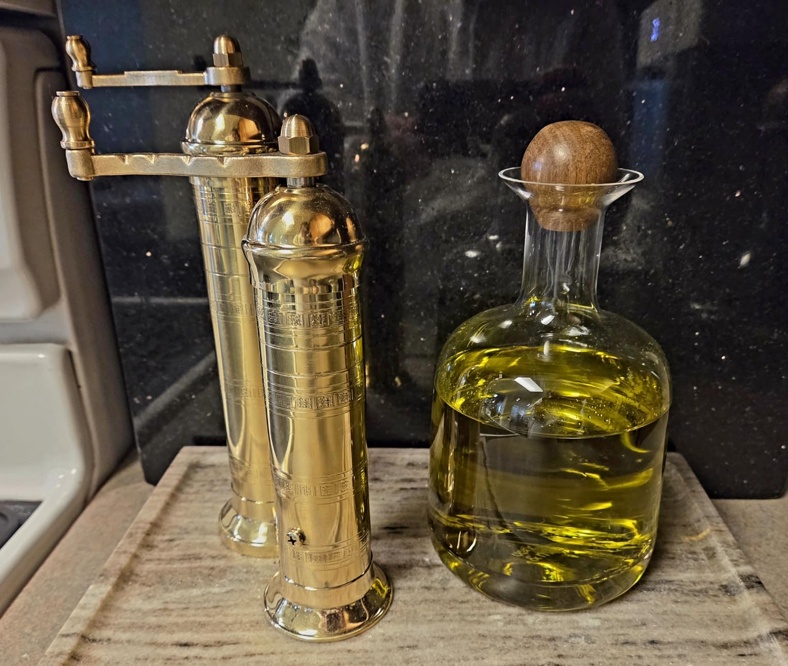 Cork & Mill Whiskey Decanter Set - Hand-Blown Lead-Free Crystal 800ml Liquor Decanter customer photo 1