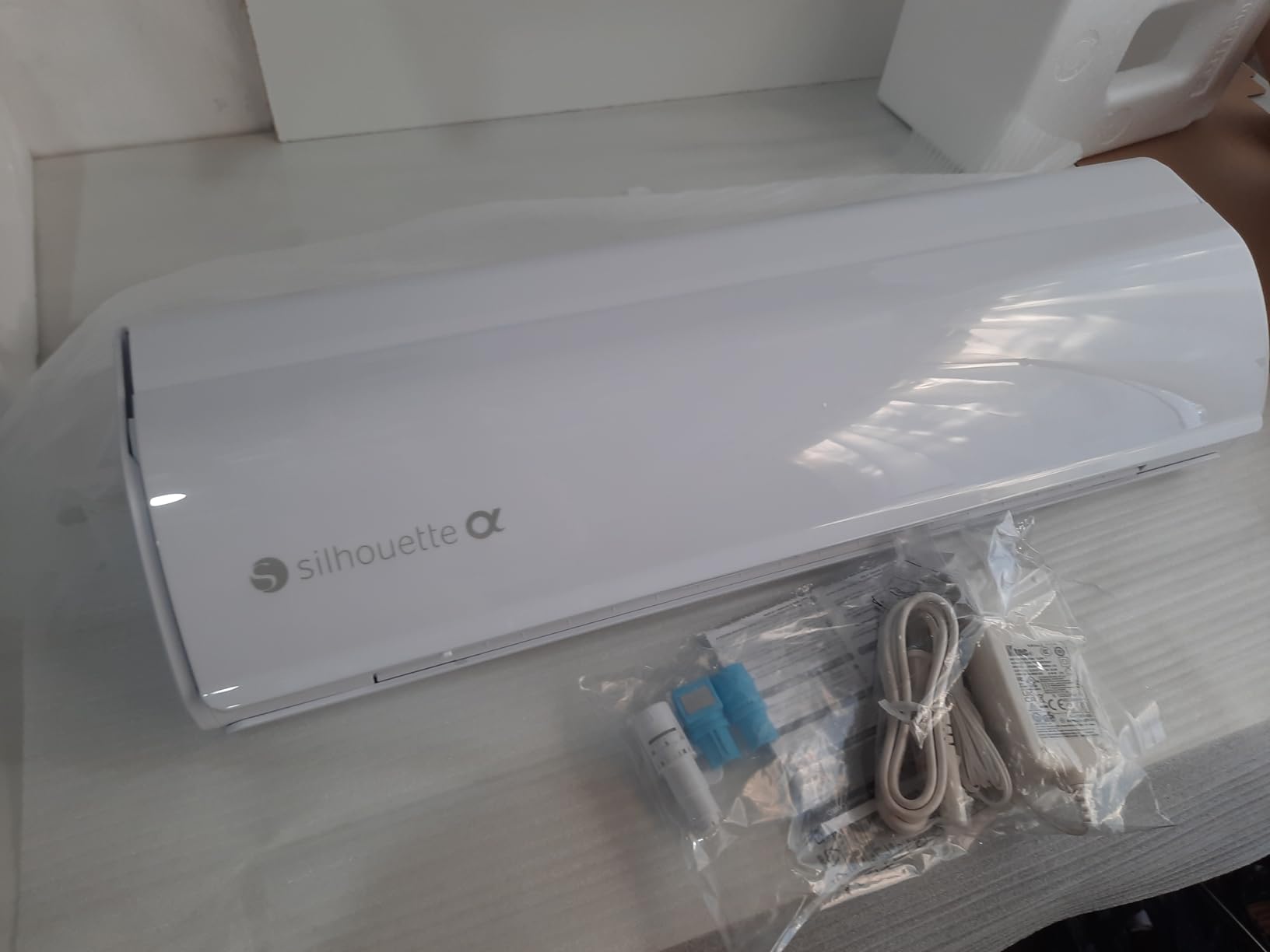 Silhouette America Cameo 5 Alpha (α) - Smart Cutting Machine for Print & Cut - Quiet Operation with AutoBlade, Studio Software, Cutting Mat - Vinyl, Paper & Fabric Compatible - Classic White customer photo 1