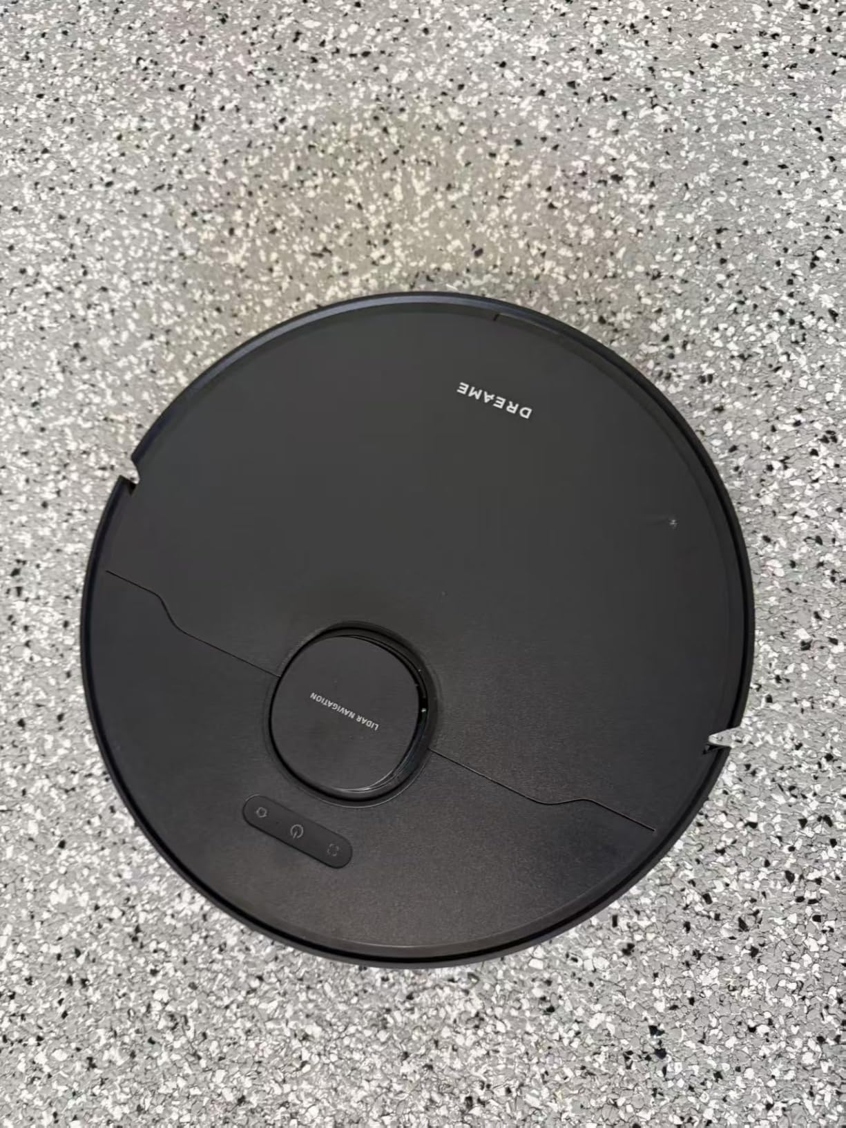 DREAME L40 Ultra Gen 2 Robot Vacuum and Mop with 25,000Pa Suction, Extendable Side Brush and Mop, All-in-One Self-Emptying & Cleaning Dock, Voice & App Control, Black customer photo 1