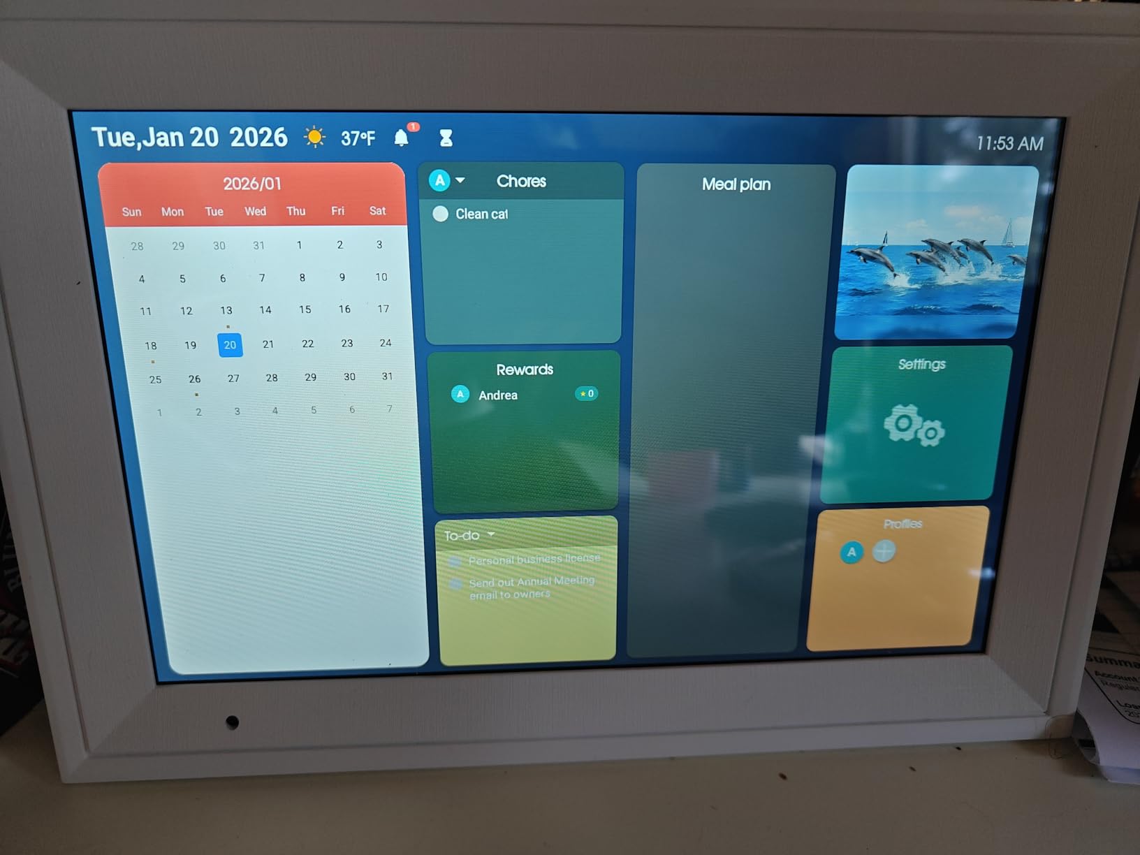 Digital Calendar 10.1'' Electronic Calendar for Family Schedules, WiFi Smart Calendar Built-in 32GB Memory, 1280 * 800 IPS HD Touchscreen Interactive Family Planner & Meal Planner-White customer photo 1