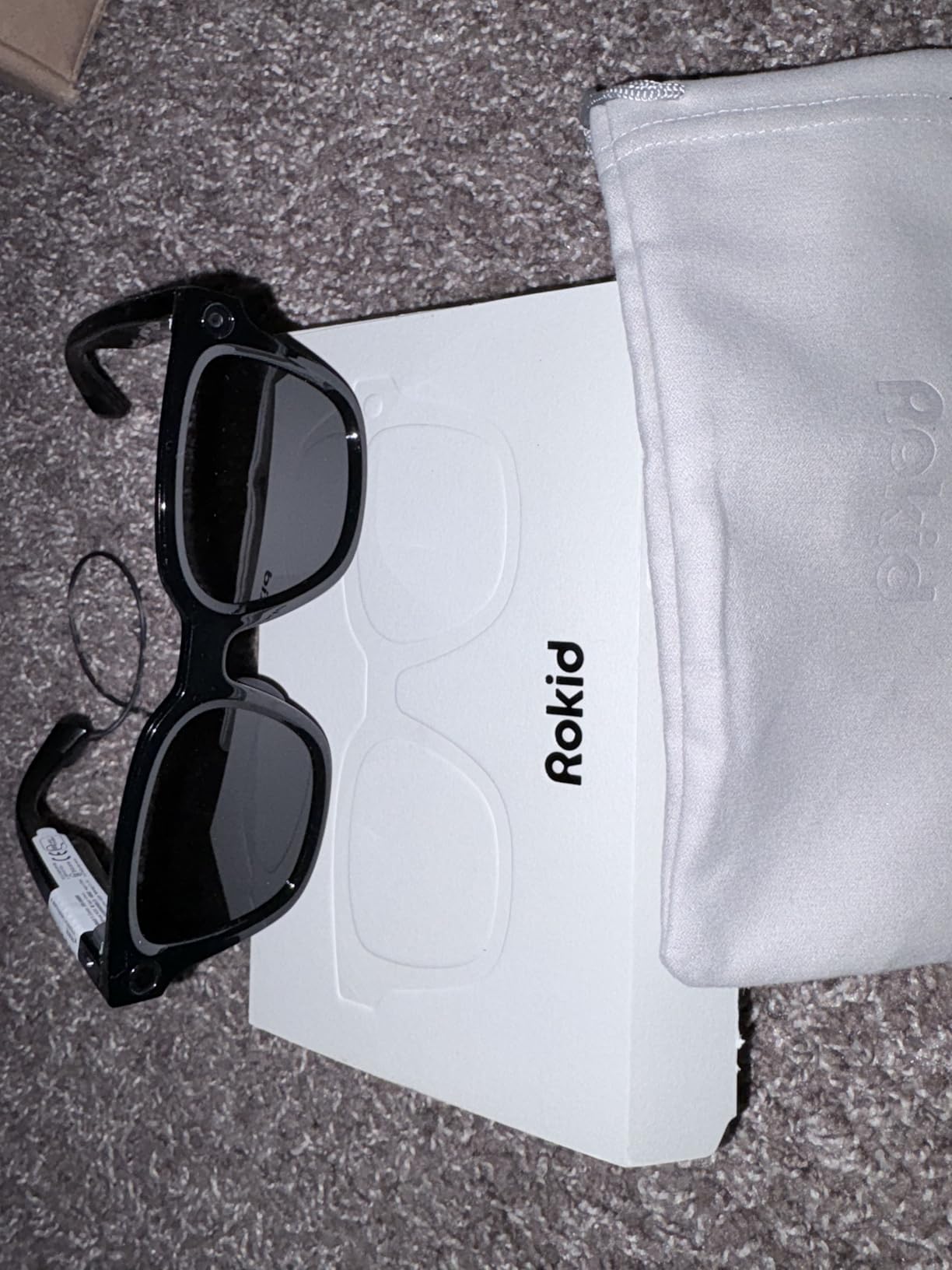2026 AI Glasses Style smart Glasses with ChatGPT & Gemini, Real-time Translation,12MP Camera, Open-Ear Audio, Voice-Controlled Assistant, Hands-Free Calls, Productivity for Travel (no Display) customer photo 1