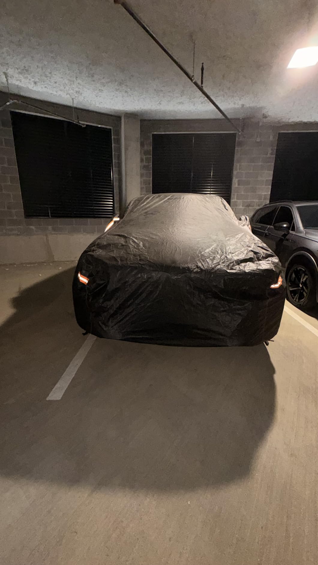 6 Layer Extra Large Sedan Car Cover Universal Fit for Buick Electra 225, Chrysler New Yorker, Chevrolet Caprice(71-76), Ford Thunderbird(72-76),Galaxie 500(65-67),etc. Fits Cars up to 225 Inch customer photo 1