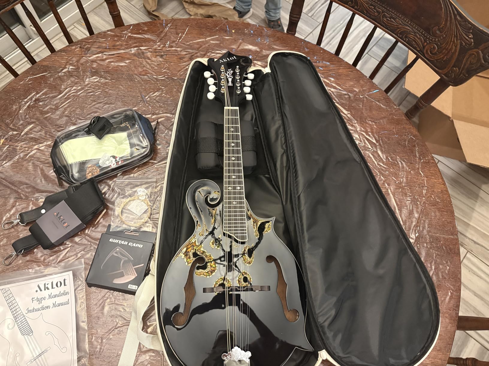 AKLOT F-Style Acoustic Mandolin Instrument: Hand-Carved Classic Scroll Headstock, Mahogany Body and Natural Bone Nut, Deluxe Mandolin Bundle with Padded Bag, Tuner, Capo and Picks (RV-FBD) customer photo 1