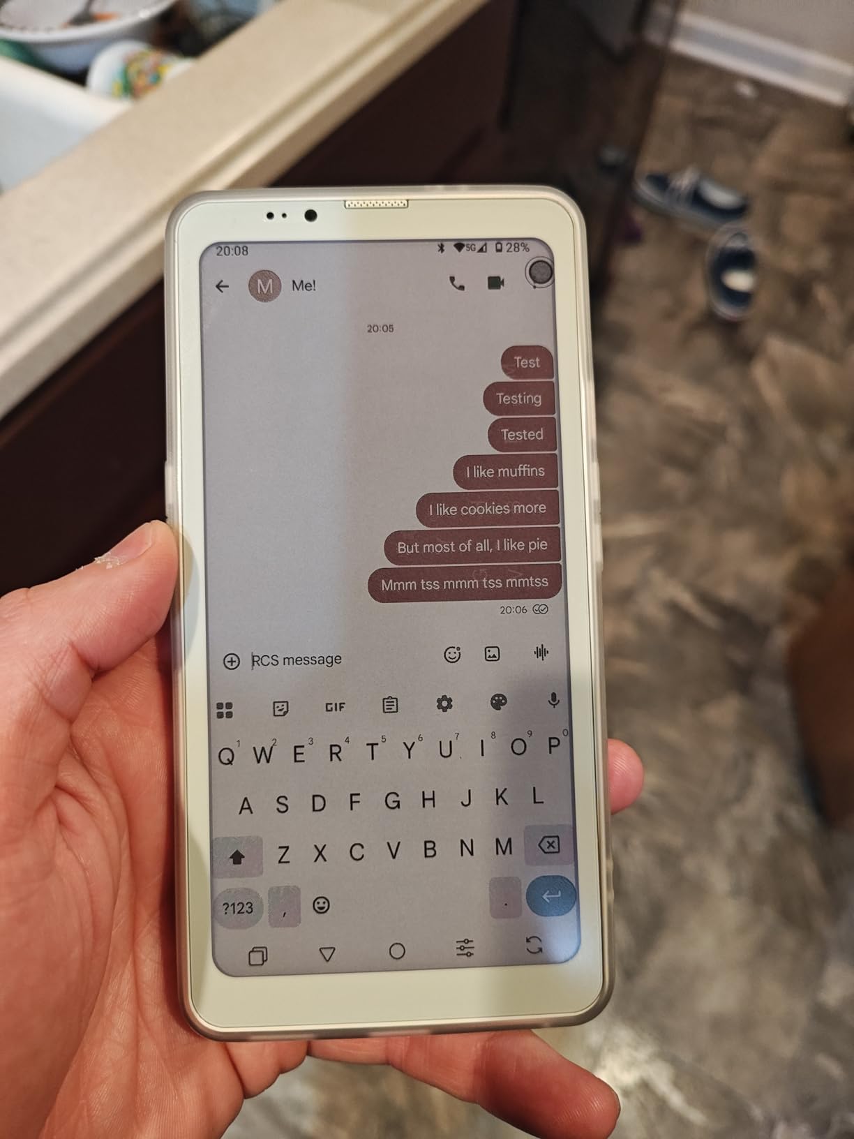 Bigme HiBreak Pro Color Epaper Phone, 8+256 GB 5G Smart Phone, Android 14 OS Ebook Reader, White customer photo 1