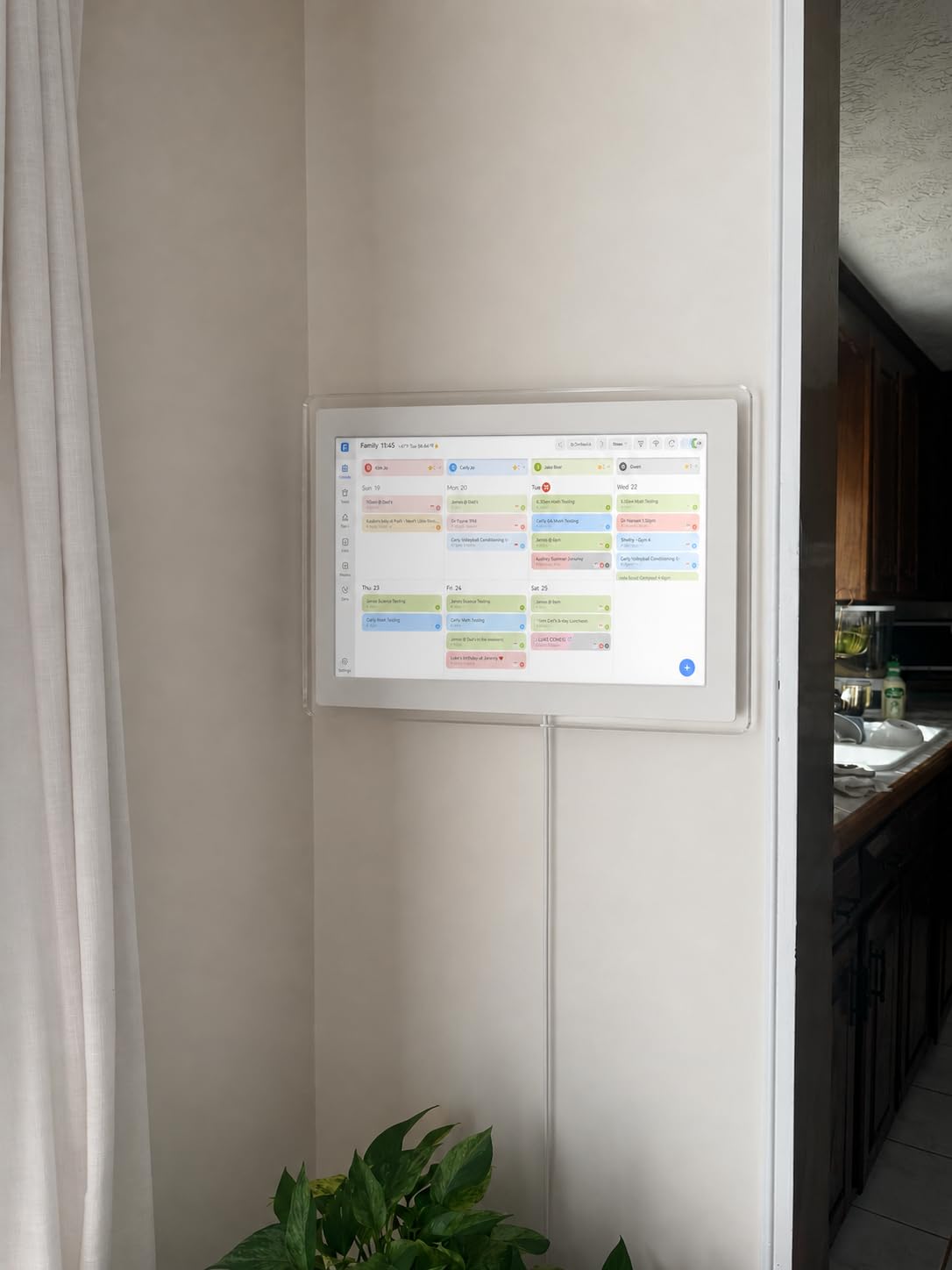 Digital Calendar Wall Touch Screen, 15.6 Inch Smart HD Electronic Calendar for Family & Chore Chart with Meal Planner, Built-in Digital Photo Frame customer photo 2