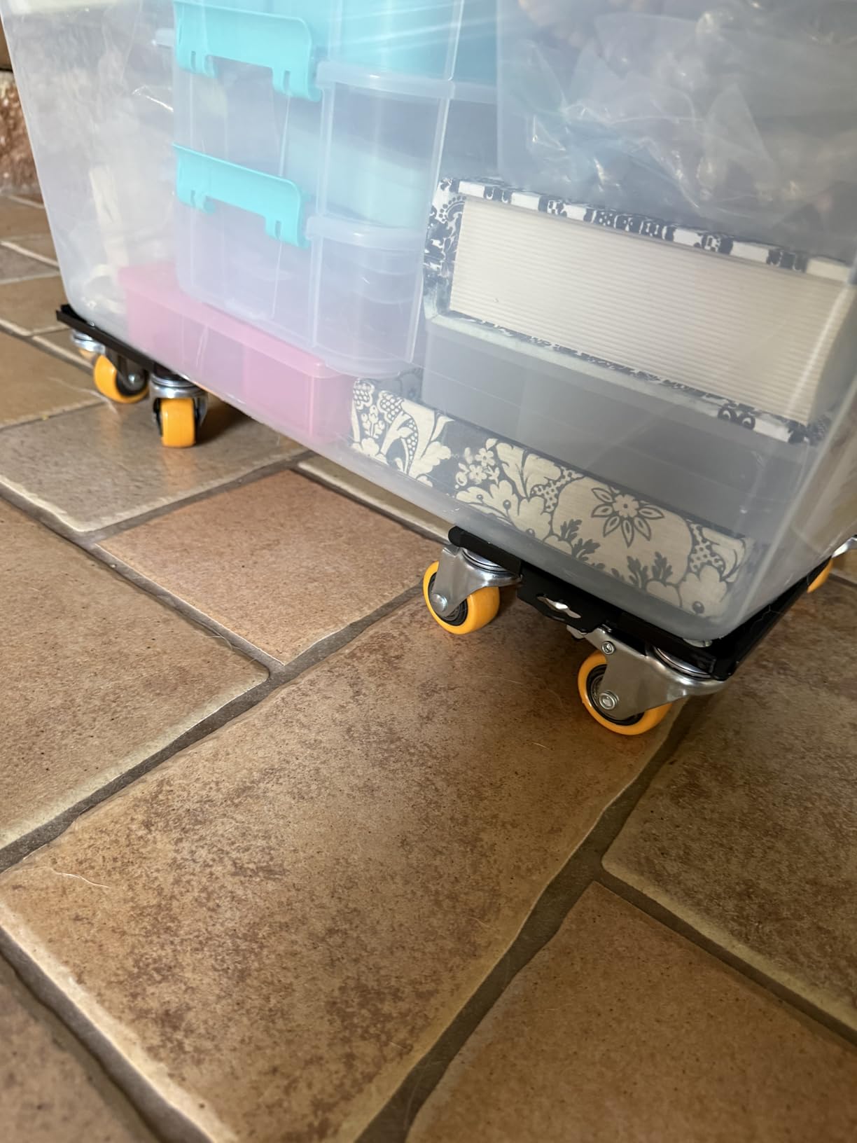KYX Furniture Dolly, Furniture Movers with 4 Wheels, Carbon Steel Panel Heavy Duty Dolly, Furniture Lifter with 360° Rotatable Silent Rubber Universal Wheels, Max Load 2000LBS customer photo 1