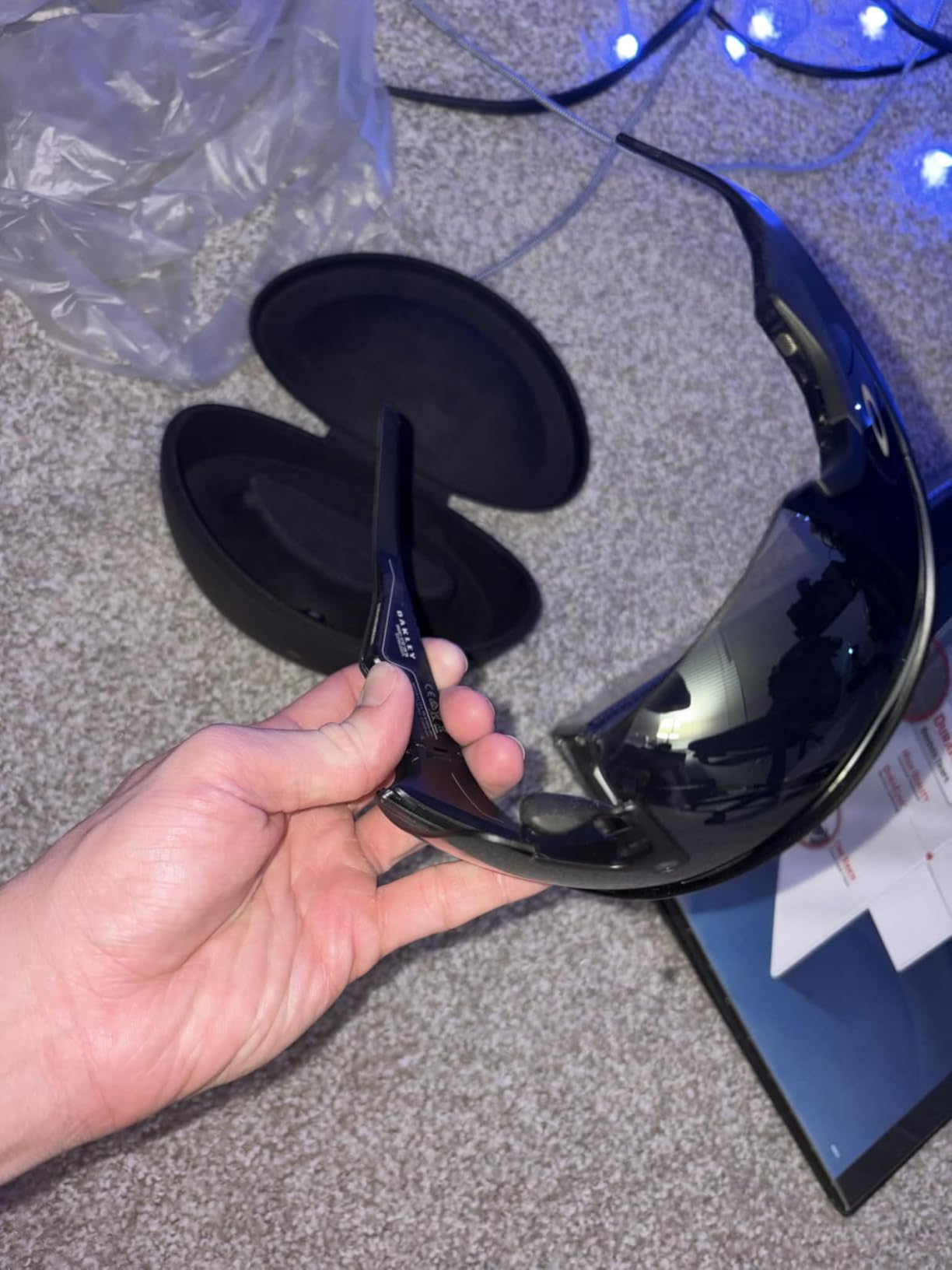 Oakley Meta Vanguard - with Meta AI, Audio, Photo, Video Compatibility - Black, Prizm Black Lens customer photo 2