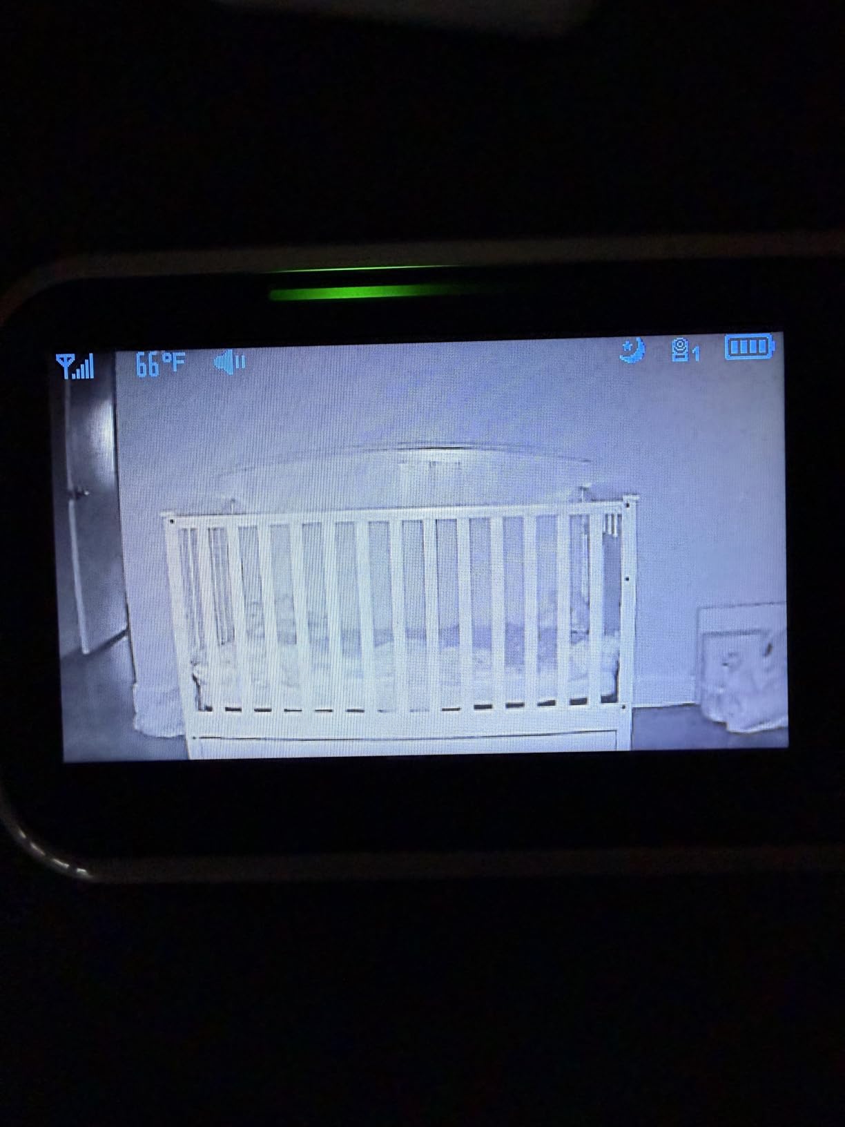 GoodBaby Baby Monitor with Camera and Audio - No WiFi, Remote Pan-Tilt-Zoom, Night Vision, Temperature Sensor, 2-Way Talk, 8 Lullabies, 30-Hour Battery Life, 960ft Long Range customer photo 1