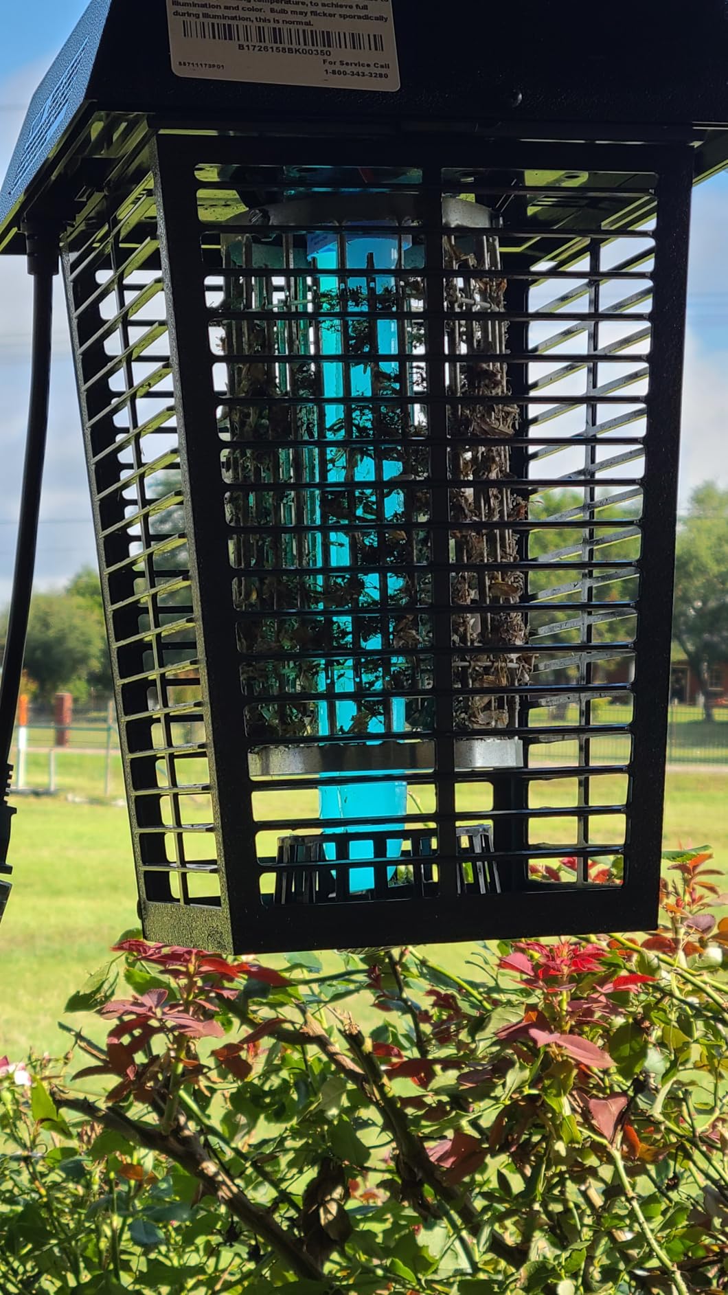 Flowtron Bug Zapper, 1 Acre of Outdoor Coverage with Powerful 40W Bulb & 5600V Instant Killing Grid, Electric Insect, Fly & Mosquito Zapper, Made in The USA customer photo 1