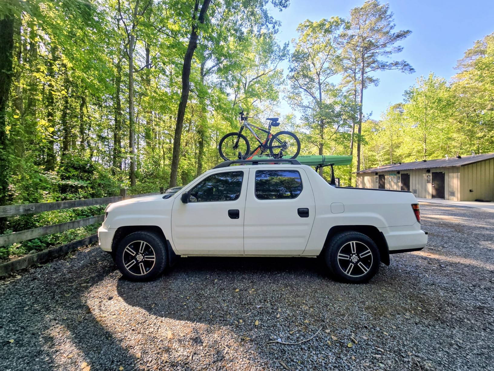 Swagman Upright Roof Mount Bike Rack customer photo 2