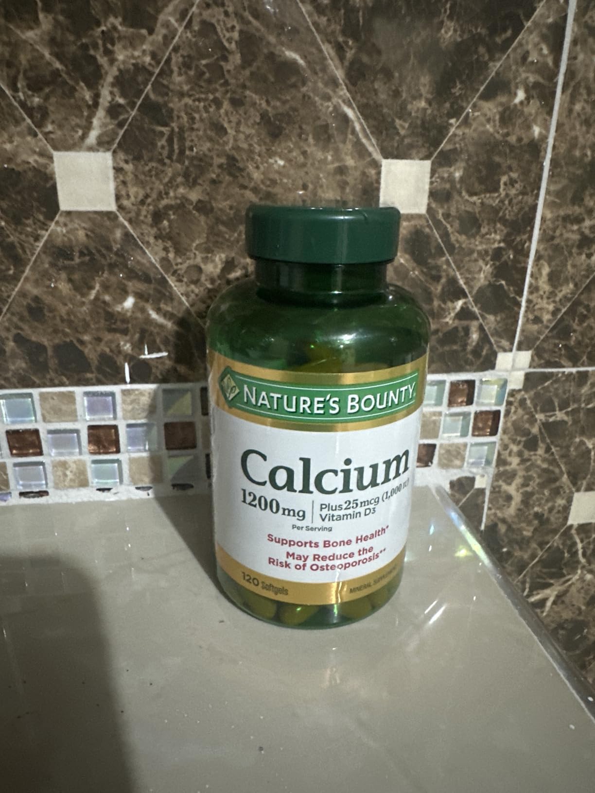 Nature's Bounty Calcium 1200 mg with 1000 IU Vitamin D3 - Bone Health Softgels, Calcium and Vitamin D Supplement, Gluten Free, 2 Softgels per Day, 120 ct (Pack of 1) customer photo 2