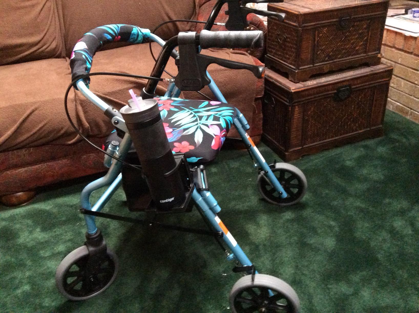 NOVA Zoom 22 Rollator Walker for Seniors, Rolling Walker with Locking Hand Brakes, Padded Seat & 8