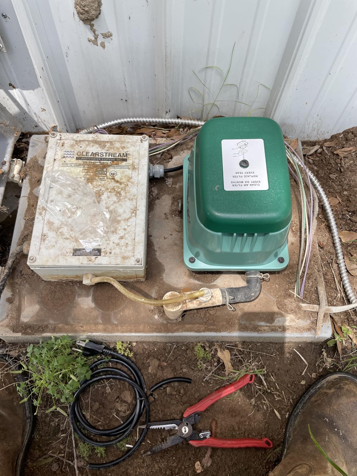 HIBLOW HP-80 Pond Aerator/ Septic Linear Air Pump customer photo 1