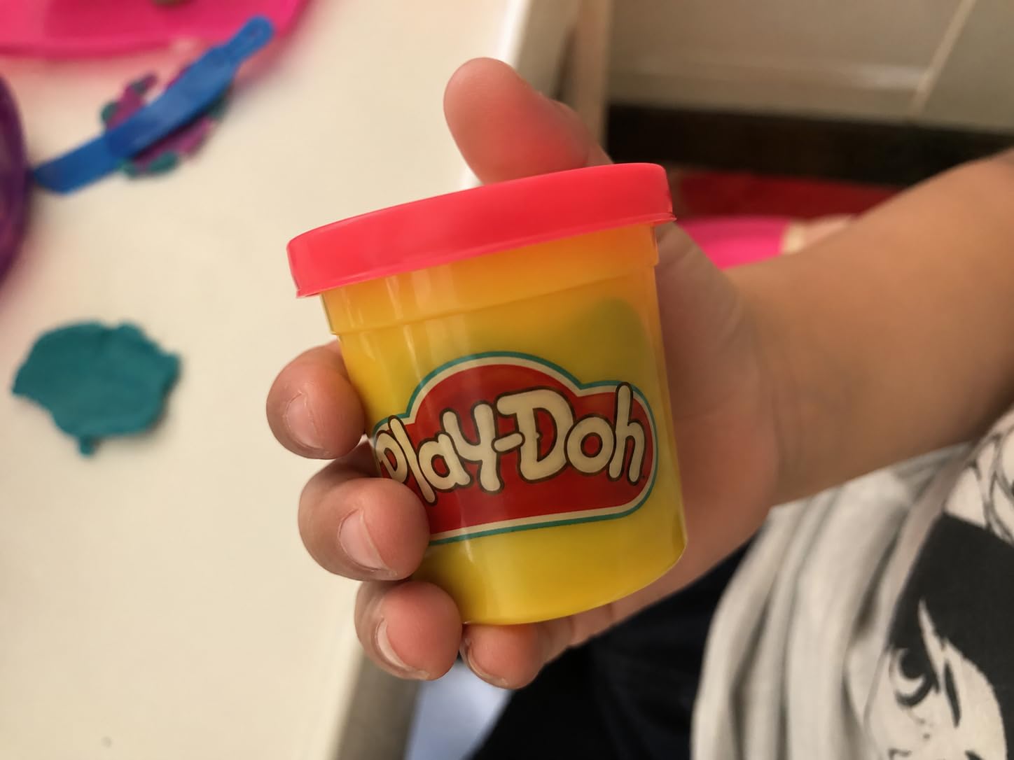 Play-Doh Modeling Compound 10-Pack Case of Assorted Colors, Non-Toxic 2 oz. Cans customer photo 1