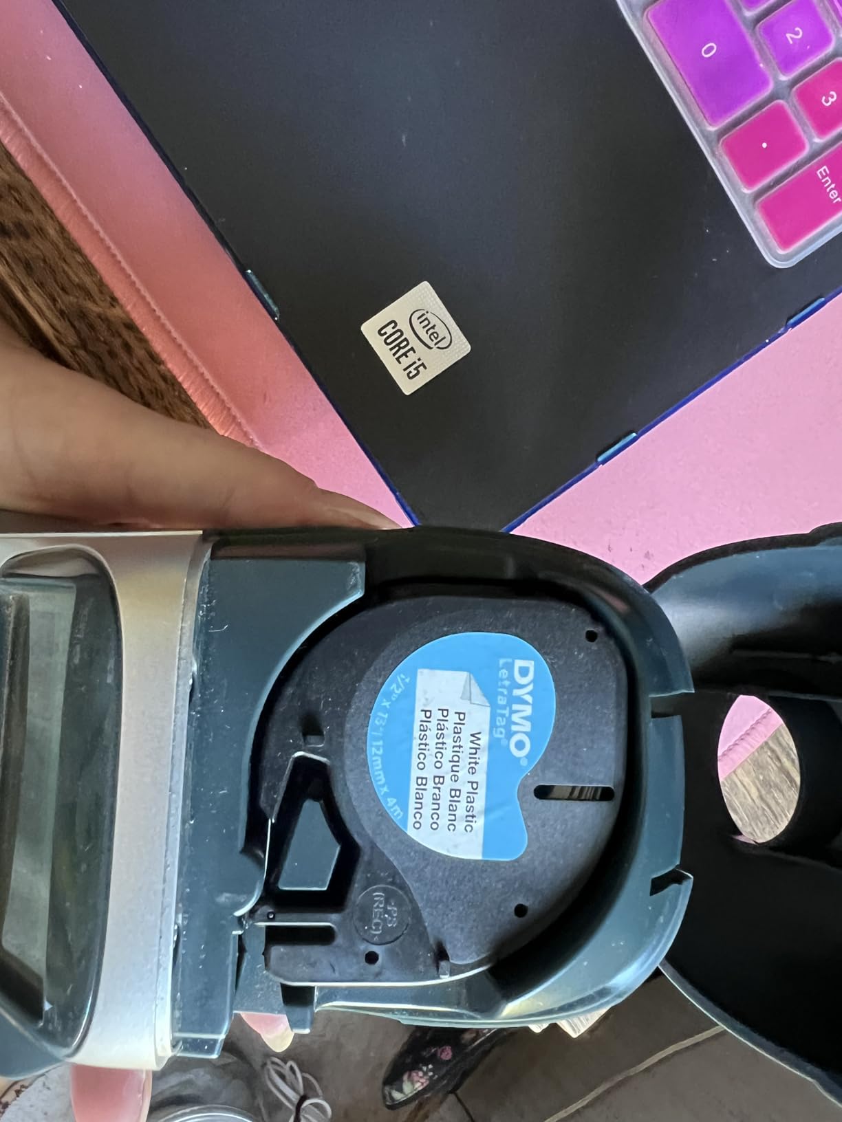 DYMO LetraTag 100H Handheld Label Maker customer photo 2