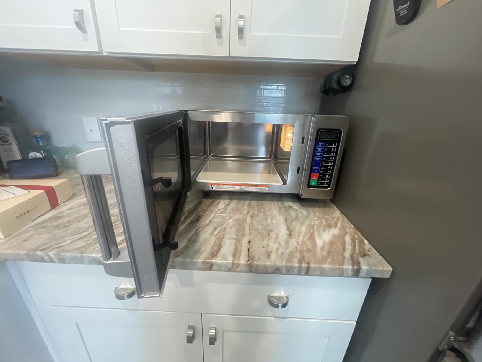 Waring Commercial Microwave Oven WMO90, 0.9 cu ft, 1000 Watt, 10 Programmable Memory Settings, Stainless Steel, for Commercial Kitchens & Restaurants customer photo 2