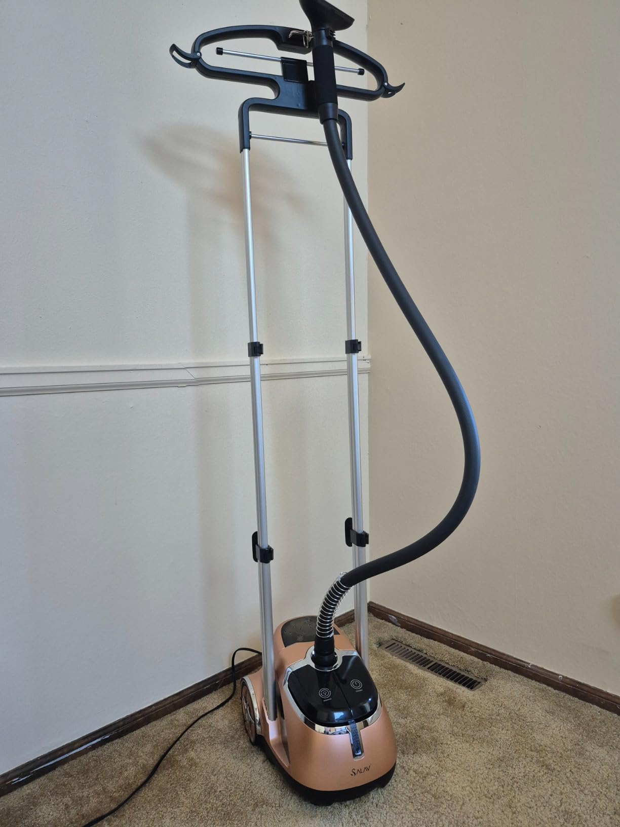 SALAV Limited Edition Professional Series Dual Bar Garment Steamer with Foot Pedals, Stainless Steel Steam Plate, Retractable Power Cord, 1.8L Water Tank, 1500W customer photo 2
