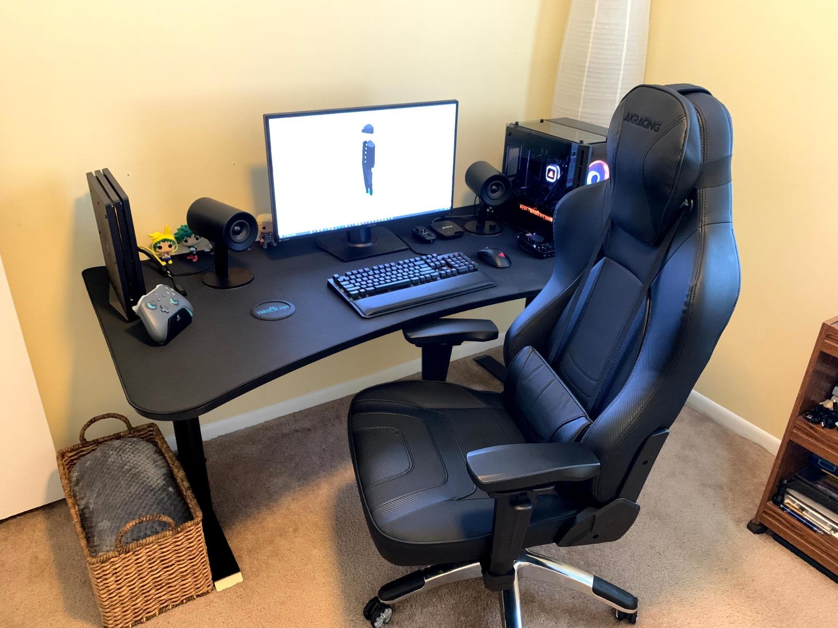 Arozzi Arena Gaming Desk 63