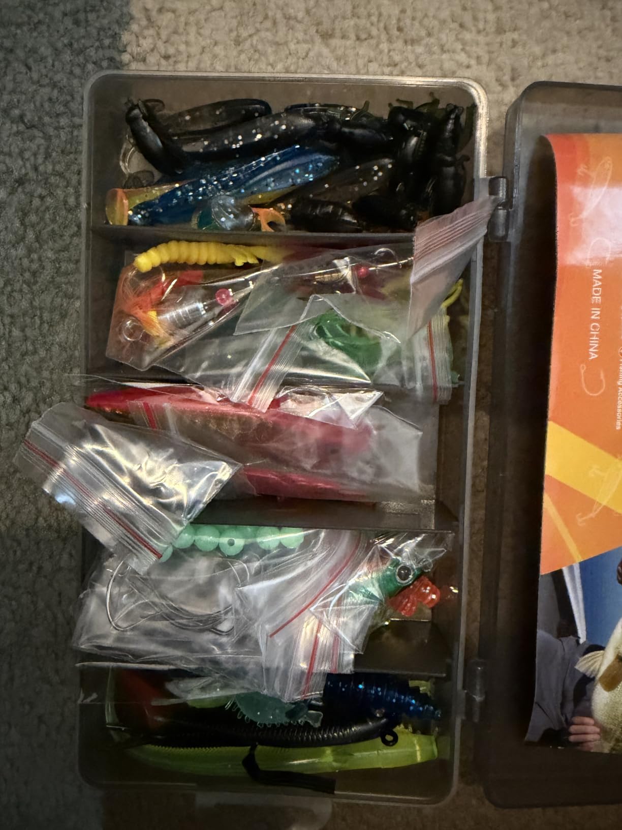 PLUSINNO Fishing Lures, All-in-One Fishing Tackle Box with Tackle Included, Fishing Gear Lure Bait Accessories Kit for Freshwater Bass Trout, Ideal Fishing Gifts for Men, Father & Beginners customer photo 2