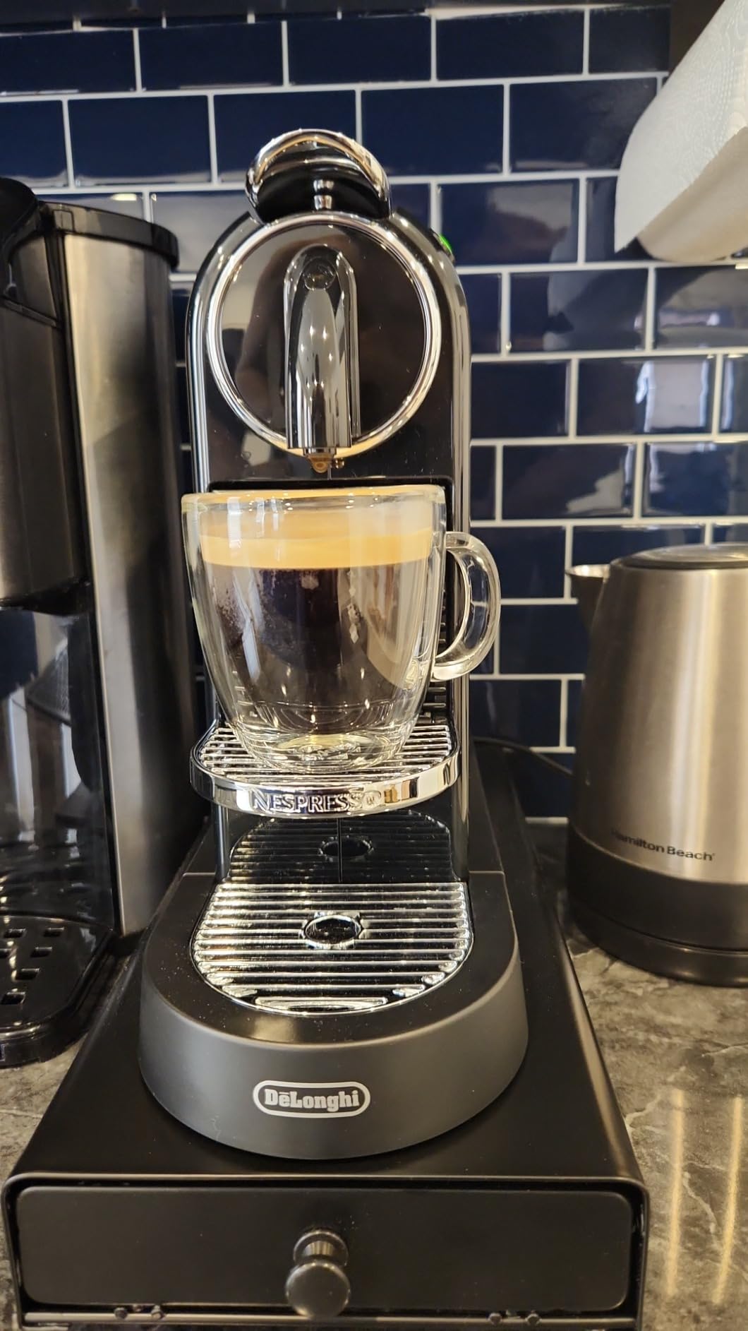CitiZ Original Espresso Machine by De'Longhi, Black customer photo 2