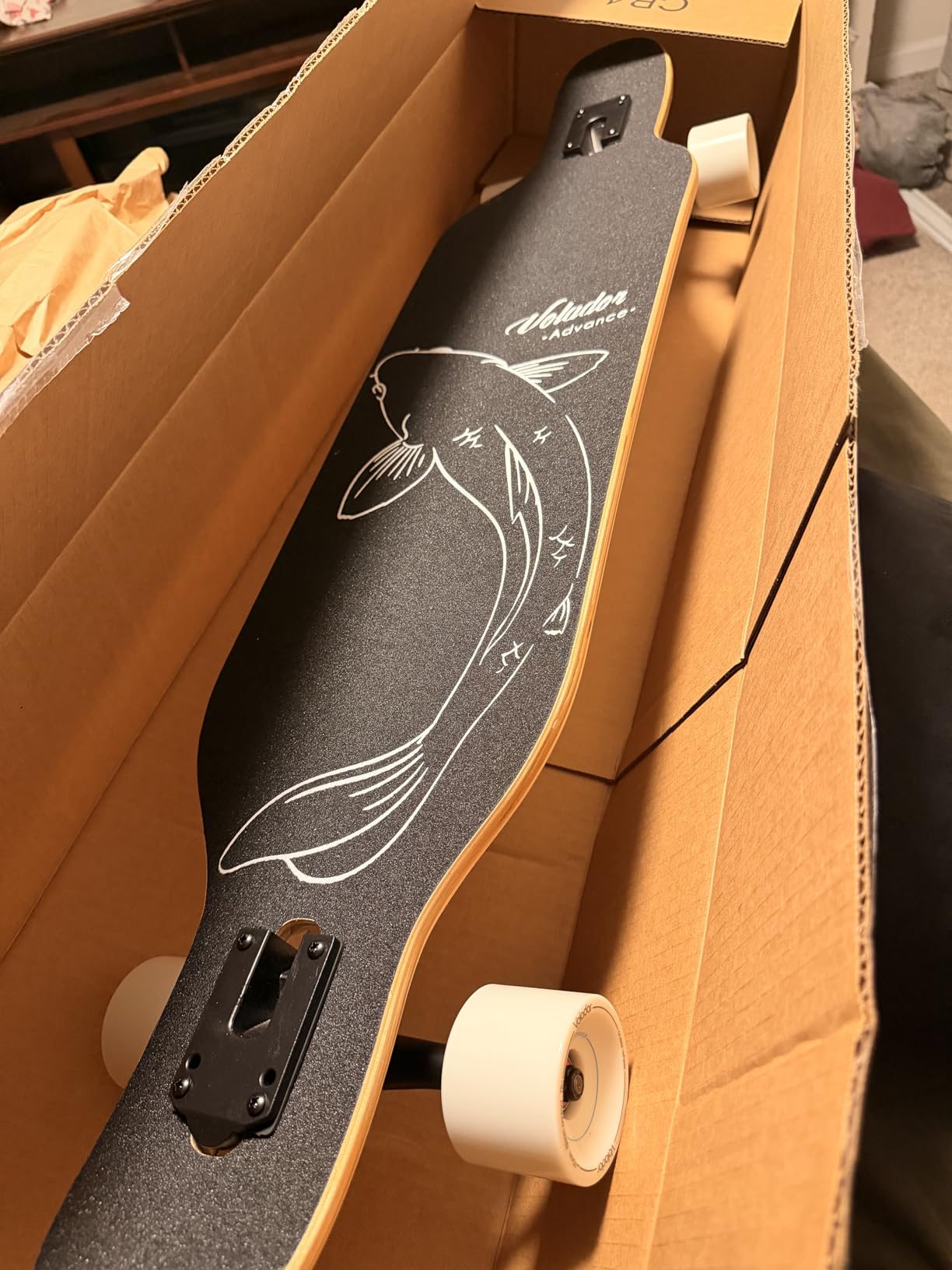 VOLADOR Urban Freeride Pro Longboard | Adaptive Cruiser 42inch | North America Maple | Camber Concave Drop Through Longboard Complete | Setup for Urban Commuting customer photo 1