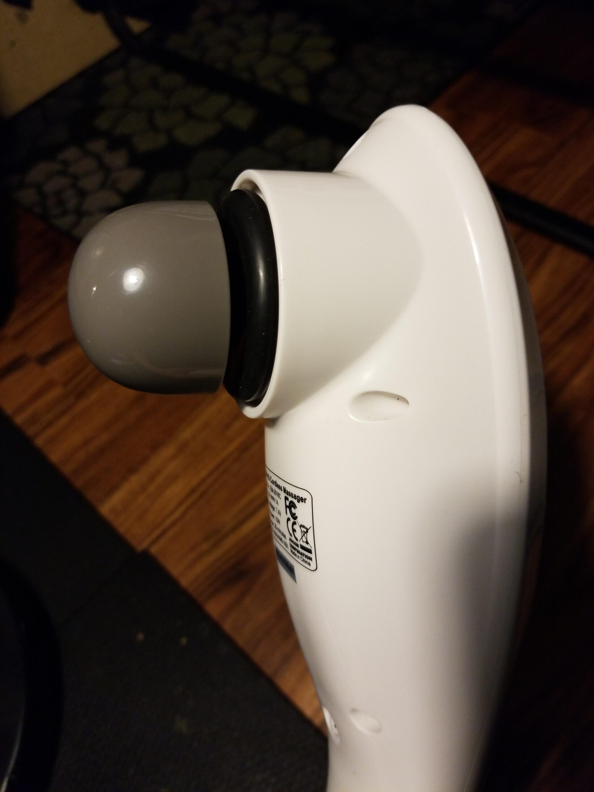 RENPHO Rechargeable Handheld Back Massager with 5 Adjustable Speeds & Modes, Cordless Electric Neck Massage Tool for Muscle Relief customer photo 2