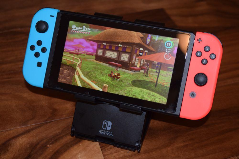 HORI Compact Playstand for Nintendo Switch - Officially Licensed by Nintendo, Adjustable customer photo 1