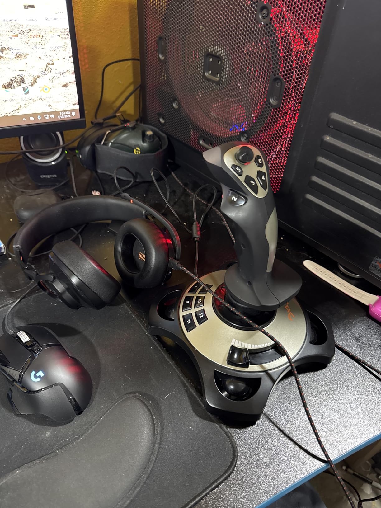 PC Joystick, USB Gaming Flight Simulator Game Controller with Vibration Function and Throttle Control, PXN 2113 Wired Gamepad Flight Sim Stick for PC/Computer(Windows Only, Not for Apple Devices/PS4/PS5/Xbox One/Switch) customer photo 1