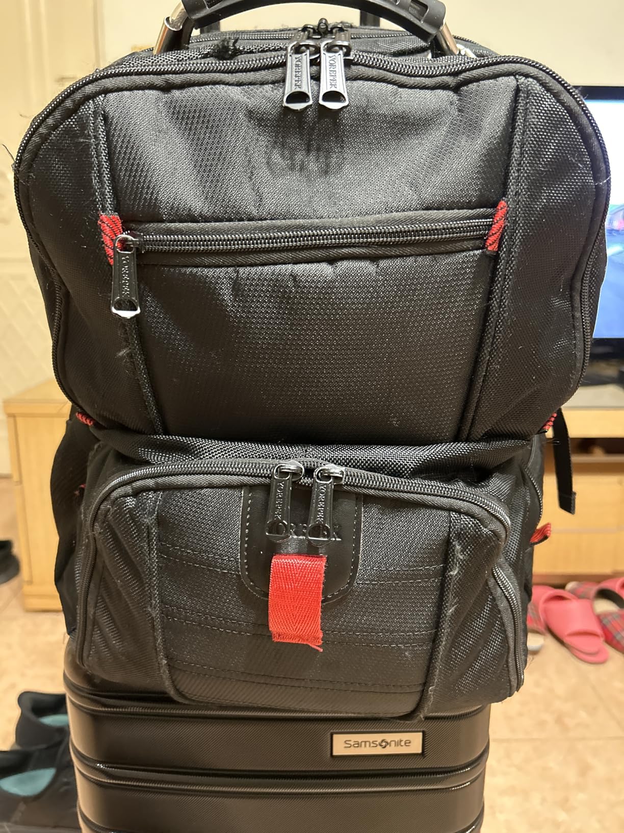 YOREPEK Large Laptop Backpack for Men, Heavy Duty Travel Backpack Carry On Flight Approved, 17 Inch College Work Bookbag, Water Resistant Business Backpack for Men Women, mochilas para hombres customer photo 1