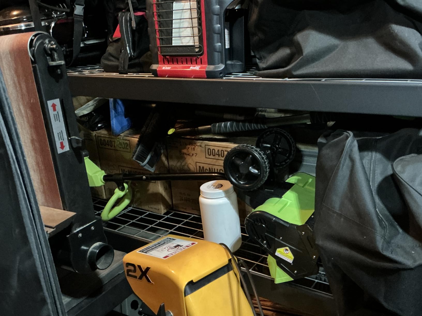 Earthwise SN74016 40-Volt Cordless Electric Snow Shovel, Brushless Motor, 16-Inch width, 300lbs/Minute (Battery and Charger Included) customer photo 1