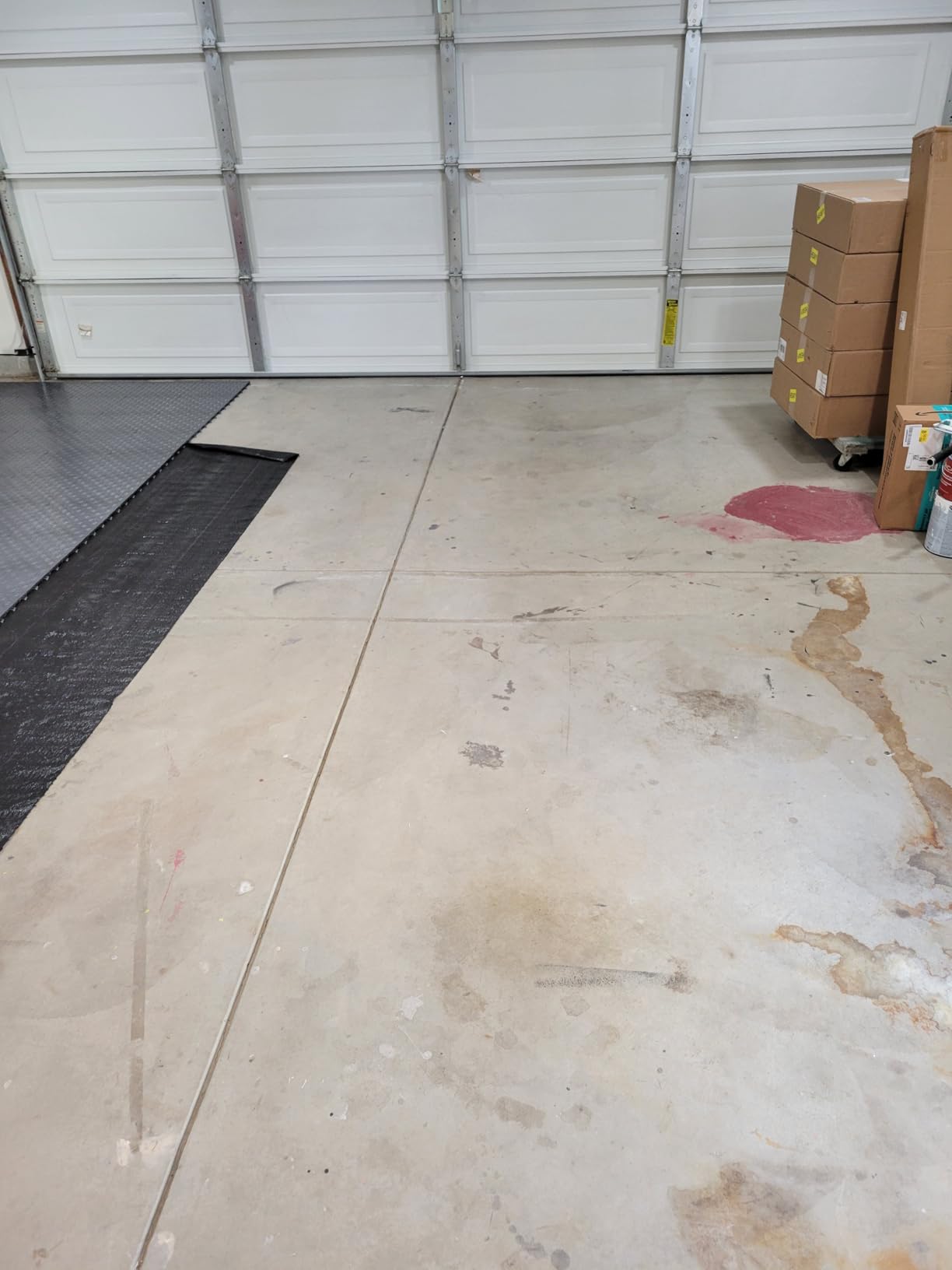 Big Floors GarageTrac Garage Floor Tiles, Interlocking Garage Flooring, Diamond Pattern Non-Slip Heavy-Duty Copolymer Modular Tile (Black, 48 Pack of 12 x 12