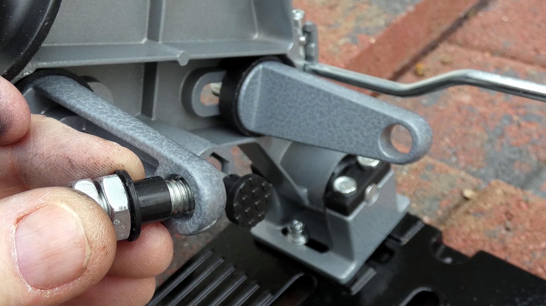 YaeTek Angle Grinder Stand Grinder Holder Cutter Support Cast Iron base 100mm 125mm (4in-5in.) customer photo 1