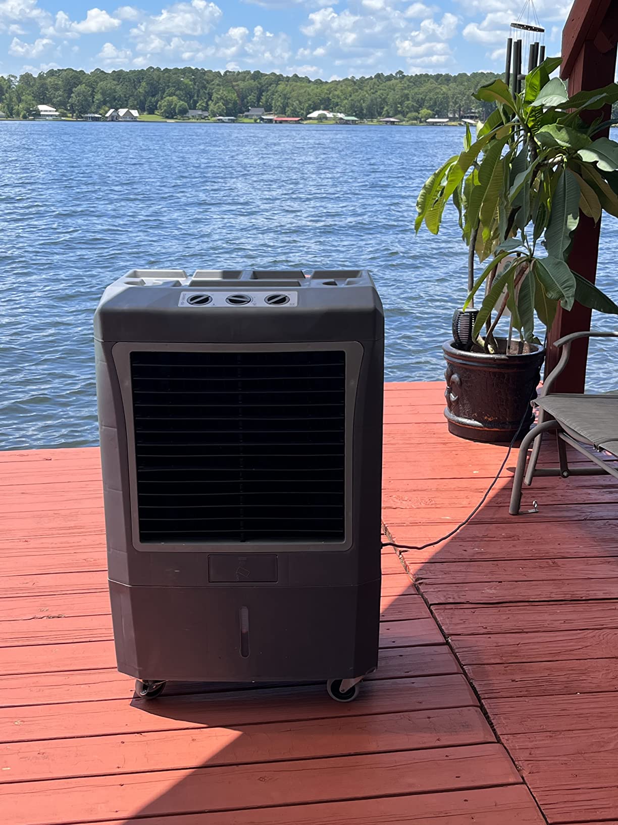 Hessaire MC37V Mobile Evaporative Cooler customer photo 2