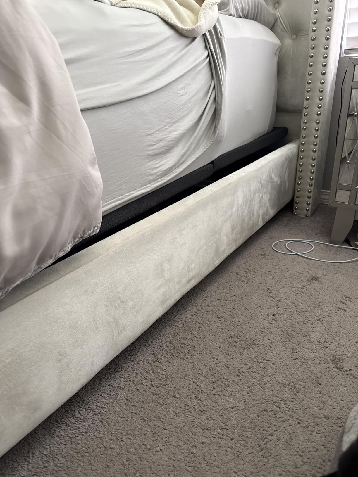 Blissful Nights Queen e3 Adjustable Bed Frame - Customizable Comfort with Wireless Remote Control, Head and Foot Incline, Easy Assembly, and 10 Year Warranty customer photo 1