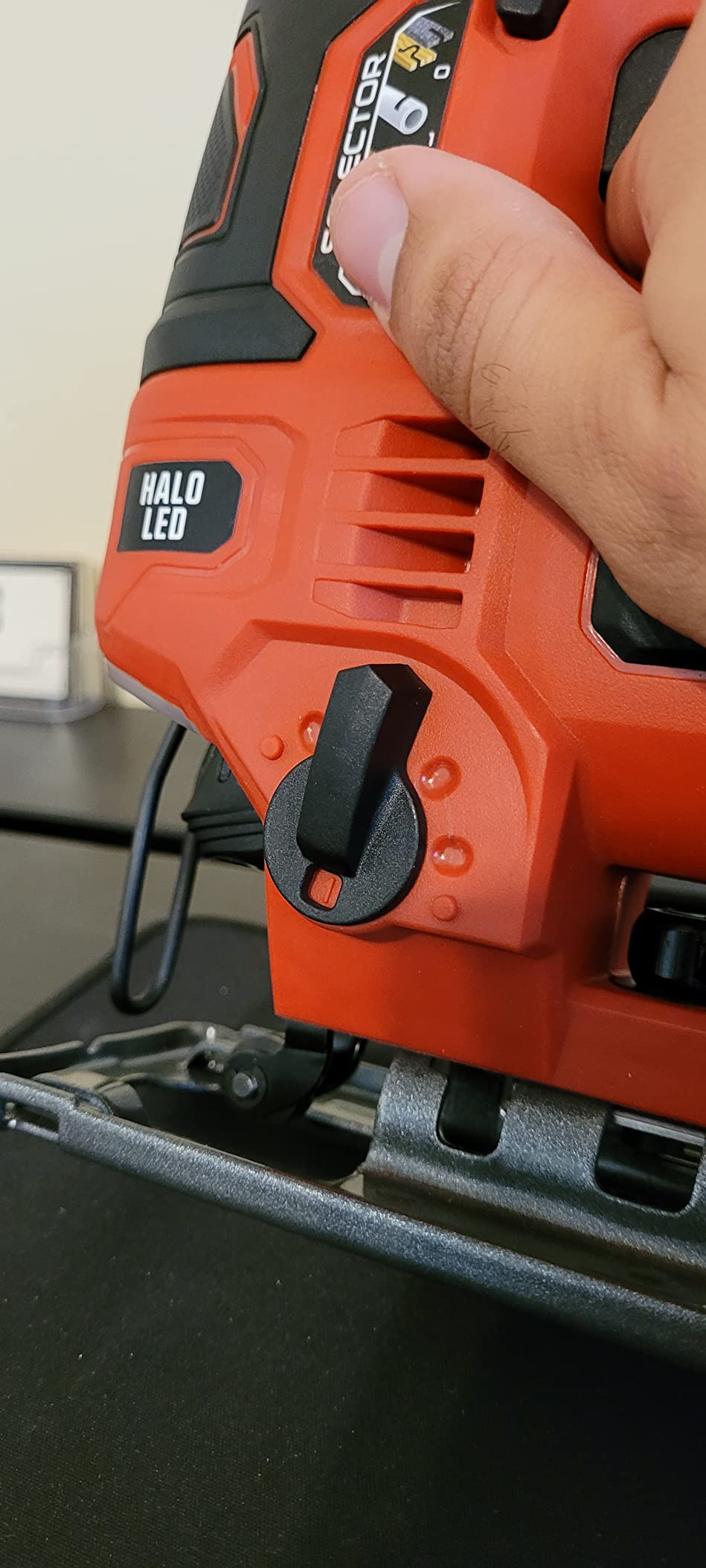 SKIL 6 Amp Corded Jig Saw with Tool-Free Blade Change - JS314901 customer photo 2