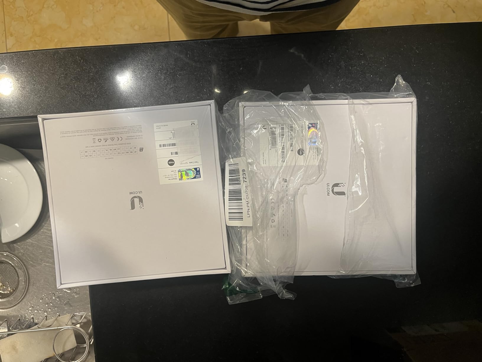 Ubiquiti Networks UniFi nanoHD Internal 1733Mbit/s Power Over Ethernet (PoE) White WLAN Access Point customer photo 1