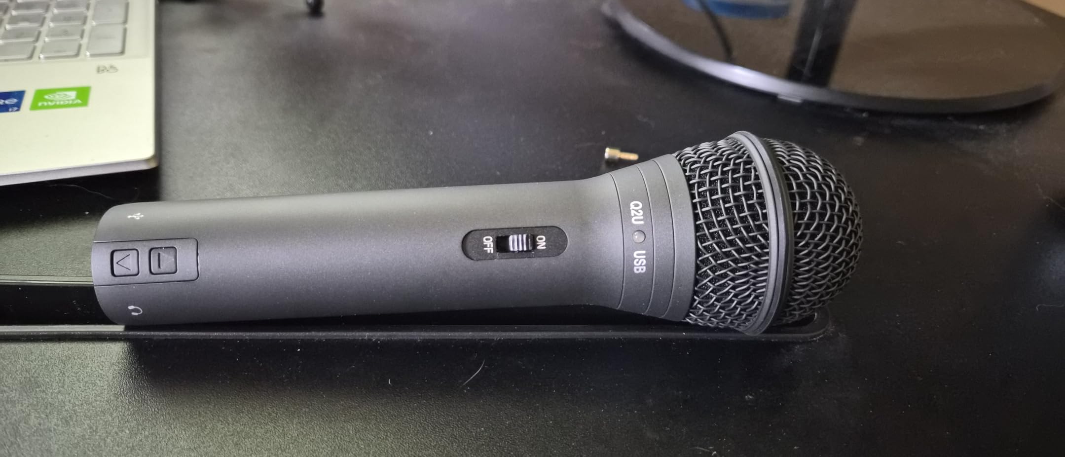 Samson Q2U USB/XLR Dynamic Microphone Recording and Podcasting Pack customer photo 2