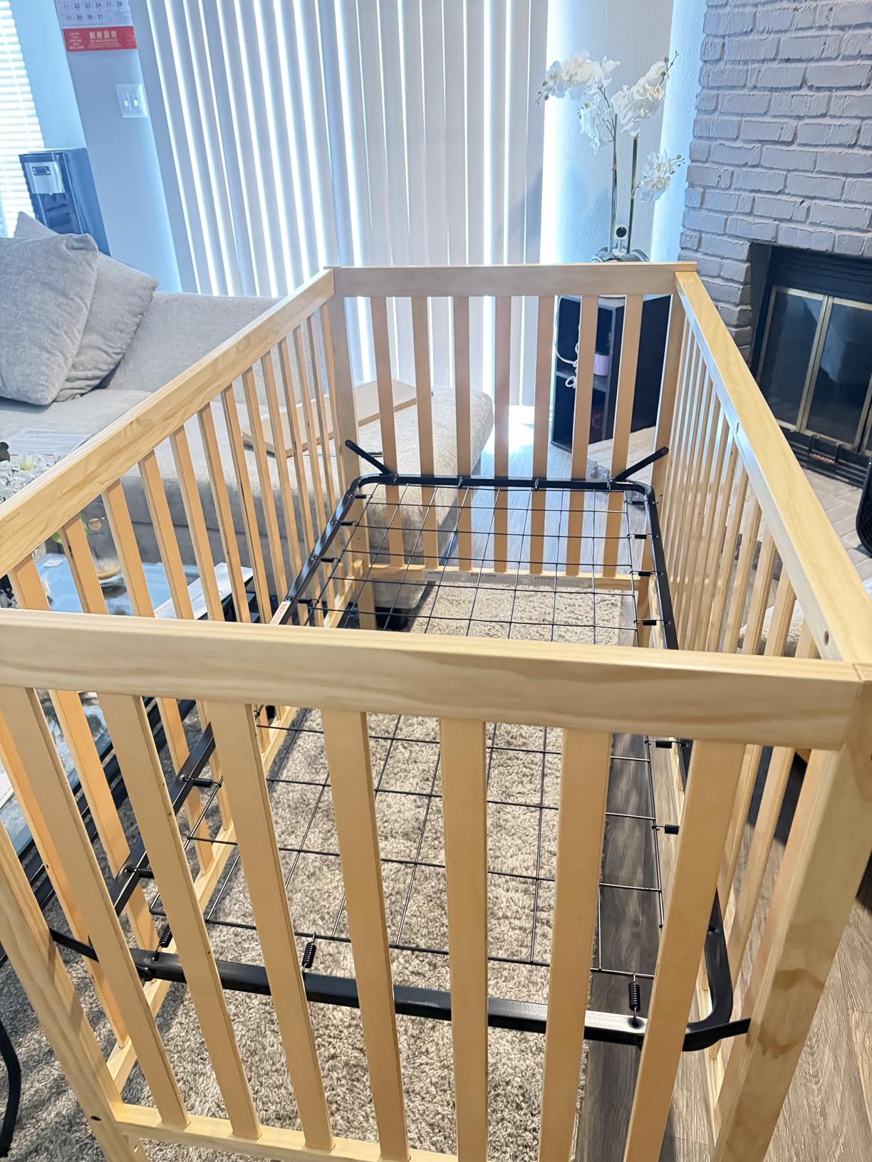 Dream On Me Synergy 5-in-1 Convertible Full-Size Baby Crib with Toddler, Day & Full Bed Conversion in Cool Grey, GreenGuard Gold & BSA, 3 Mattress Heights, Sustainable Pinewood customer photo 1