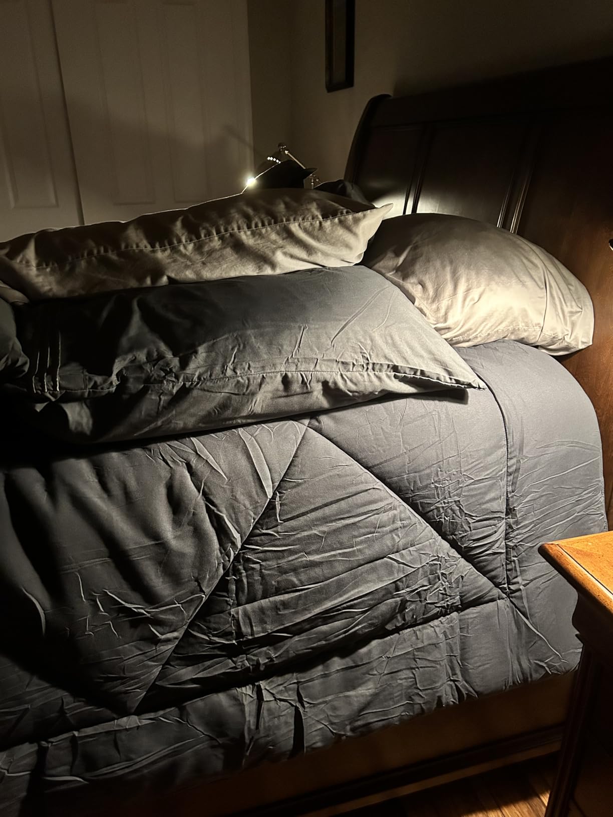 TEKAMON All Season Queen Comforter Fluffy Quilted Lightweight Reversible Down Alternative Duvet Insert with 8 Corner Tabs, Soft & Breathable Summer Winter Warm, Machine Washable White 88 x 88 inches customer photo 1