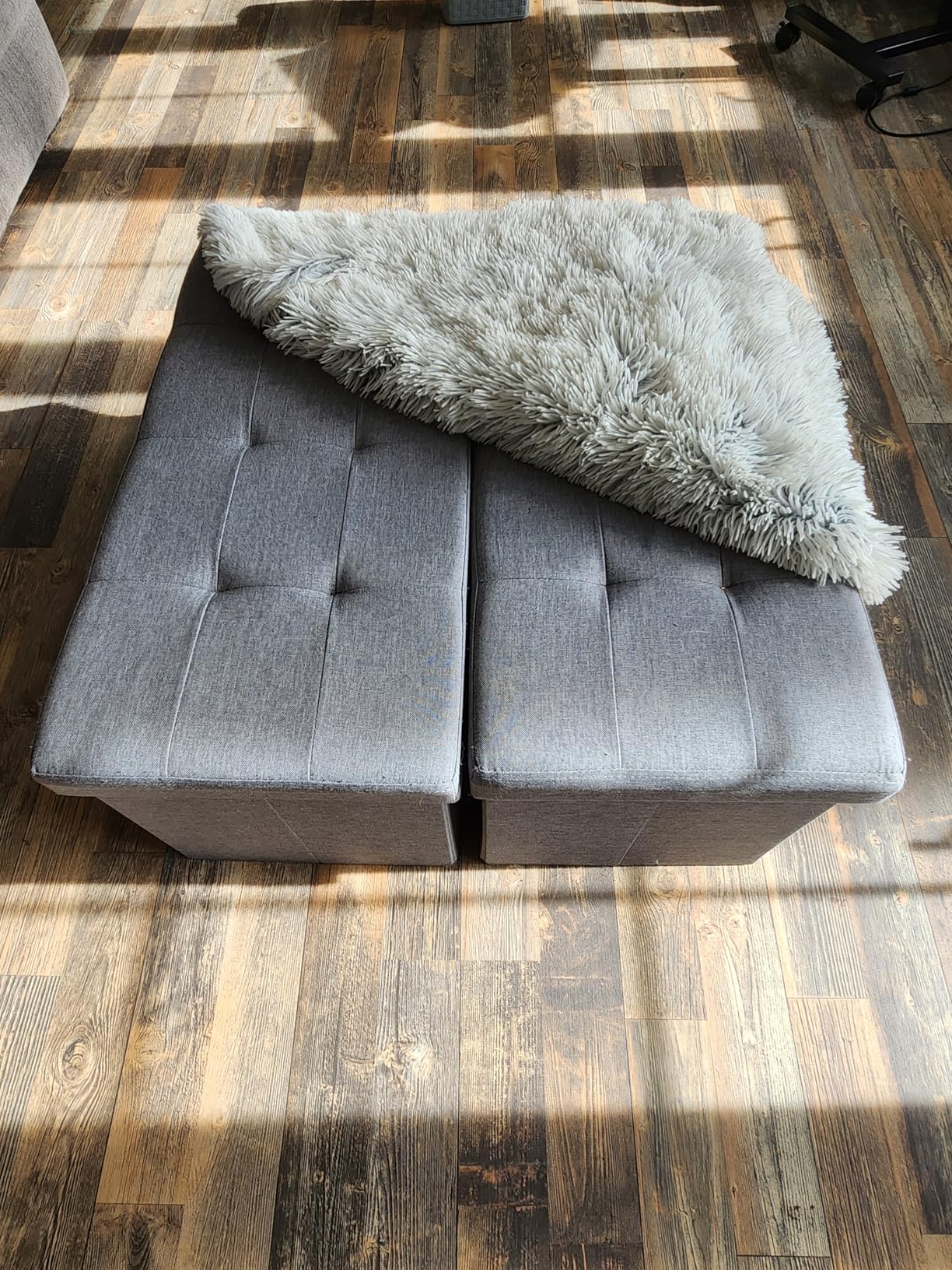 SONGMICS MAZIE Collection - 43 Inches Folding Storage Ottoman Bench, Ottoman Foot Rest, End of Bed Bench, Storage Chest, Load 660 lb, Dark Gray ULSF77K customer photo 2