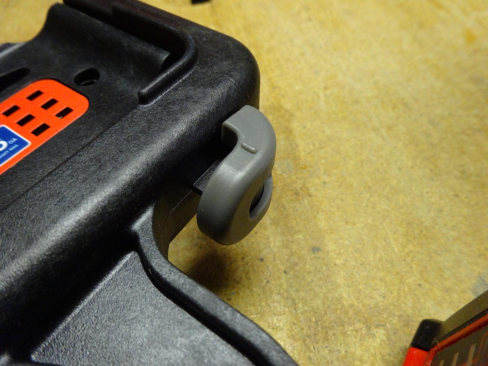CRAFTSMAN V20 Cordless Finish Nailer Kit, Nail Gun, 16GA, 2-1/2 Nails, Battery and Charger Included (CMCN616C1) customer photo 2