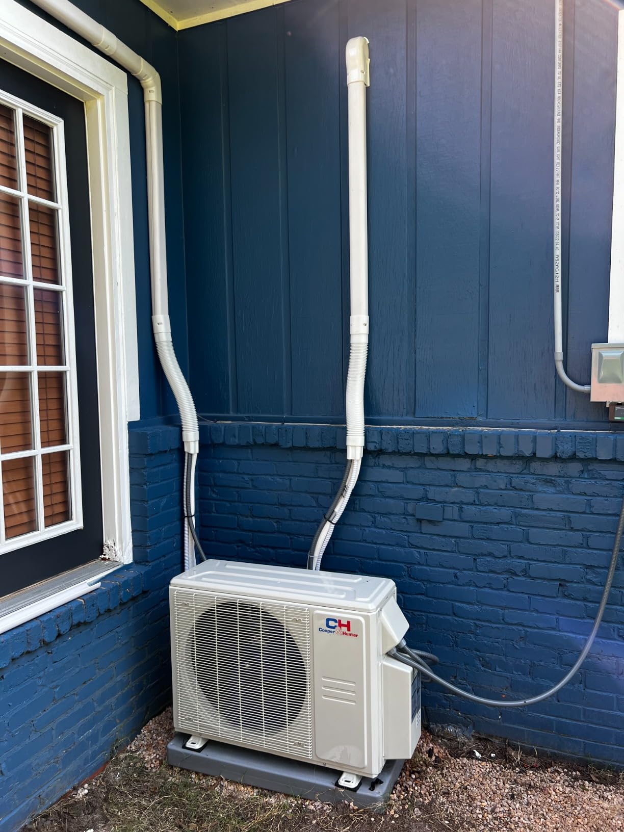 Cooper & Hunter Dual Zone 9,000 + 12,000 BTU Ductless Mini Split AC/Heating System, Pre-Charged, Heat Pump, 21.3 SEER Including 25FT Copper Line Set And Communication Wires customer photo 2