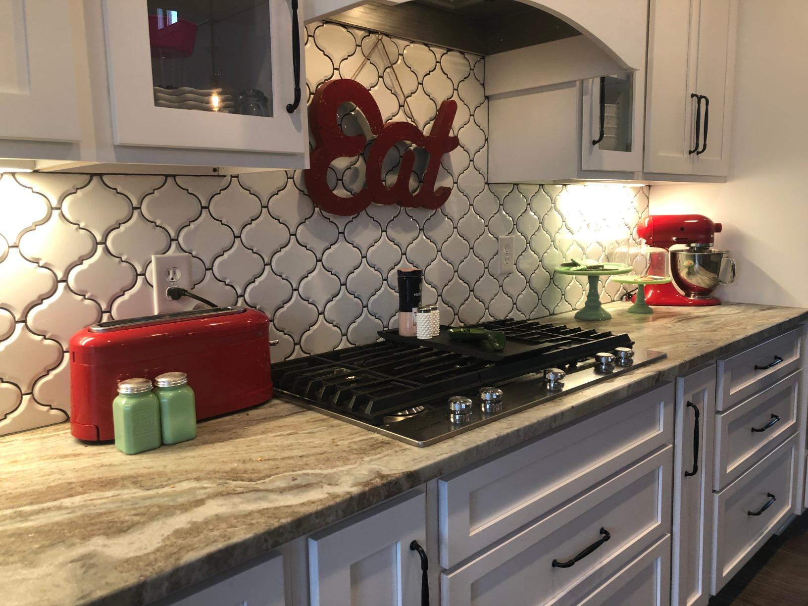 KitchenAid KSM180QHSD 100 Year Limited Edition Queen of Hearts Stand Mixer, Passion Red, 5 Qt customer photo 1