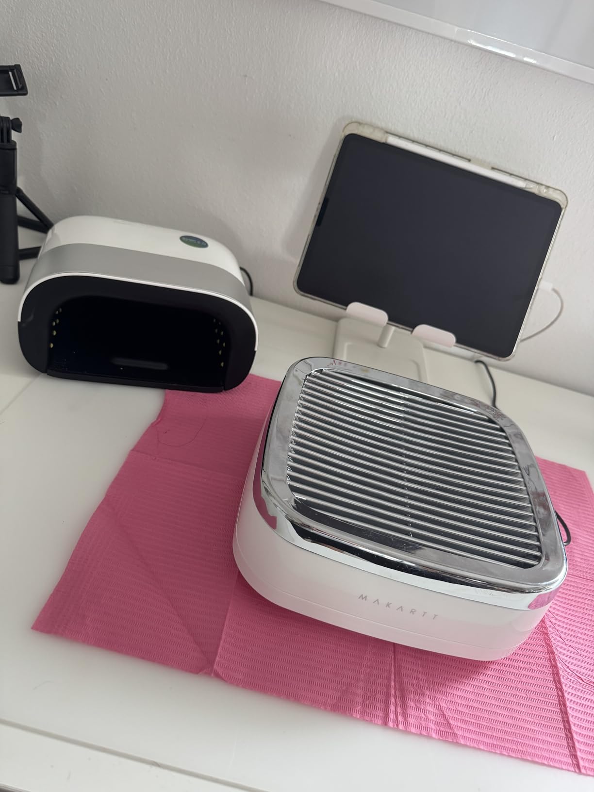 Makartt Nail Dust Collector Plug-in: 60W Dual Turbine Dust Extractor with 5200RPM Adjustable Suction, Reusable Filter Nail Vacuum for Acrylic Gel Dip Powder, Salon Home Use, Sylvie customer photo 1