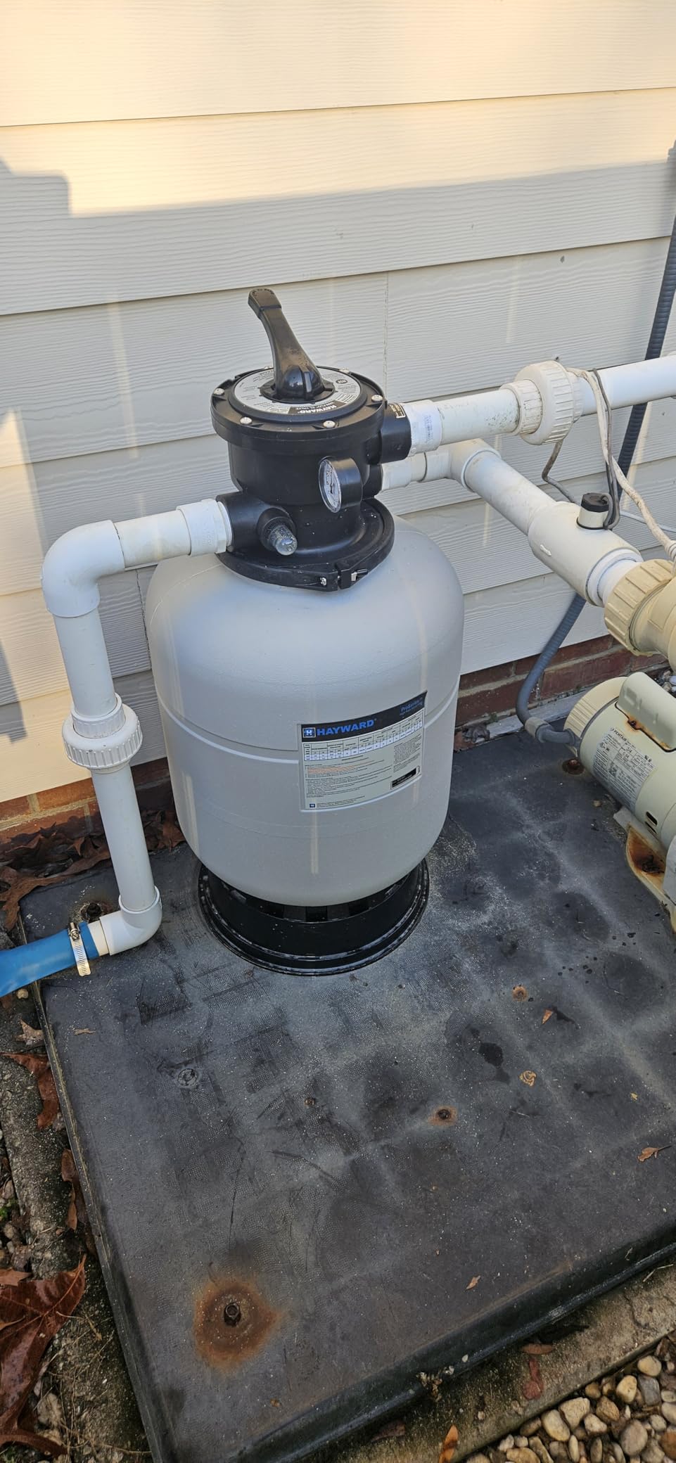 Hayward W3S210T ProSeries Sand Filter, 20 in., Top-Mount for Above-Ground Swimming Pools customer photo 1