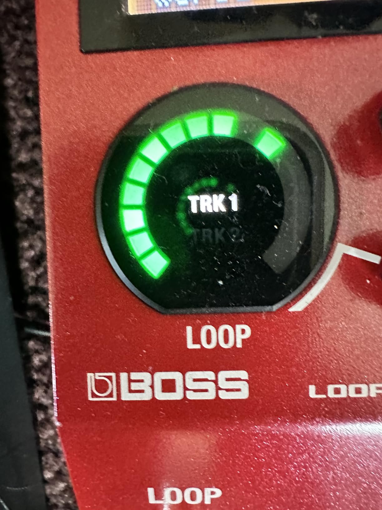 BOSS RC-10R Rhythm Loop Station | Song-Based Looping & Dynamic Rhythms in a Small Footprint | 280 Preset Styles | 16 Versatile Drum Kits | 2-Track Operation customer photo 2