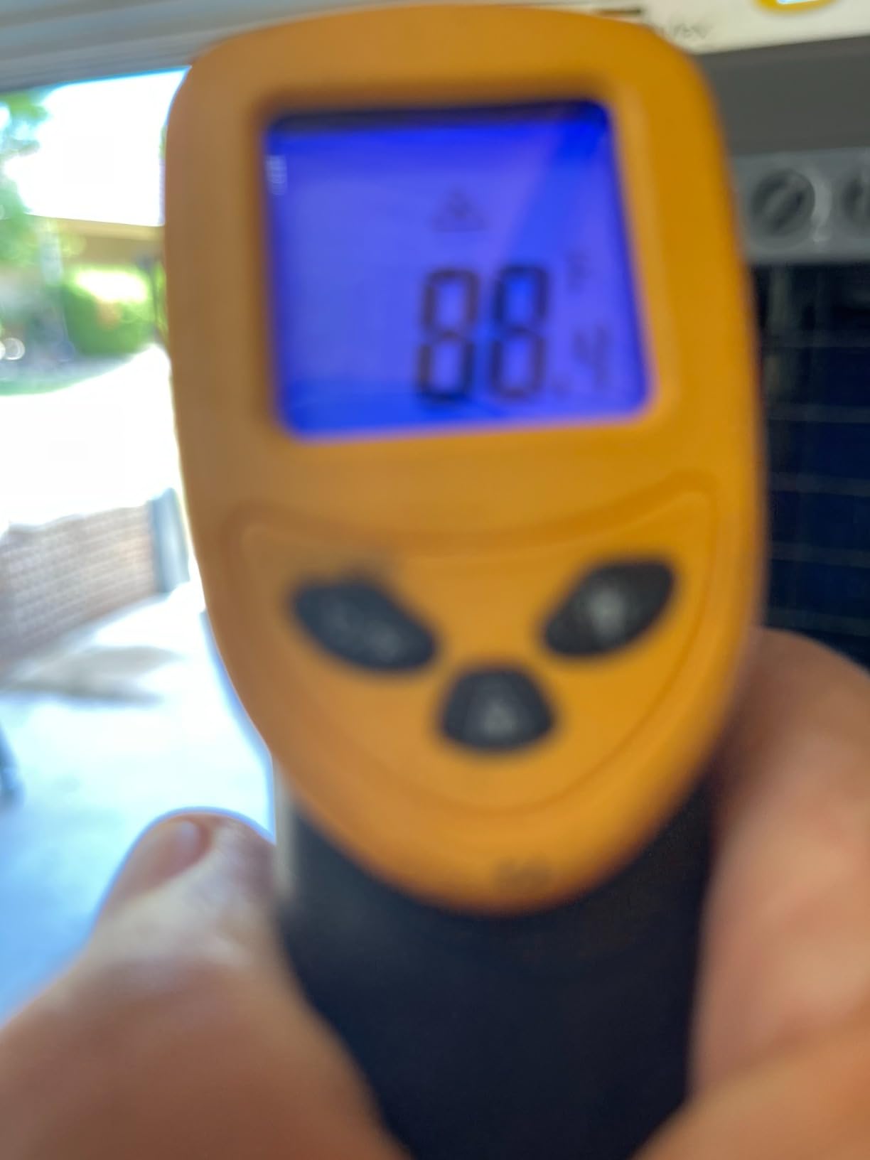 Hessaire MC92V Evaporative Cooler 11,000 CFM, Gray customer photo 2