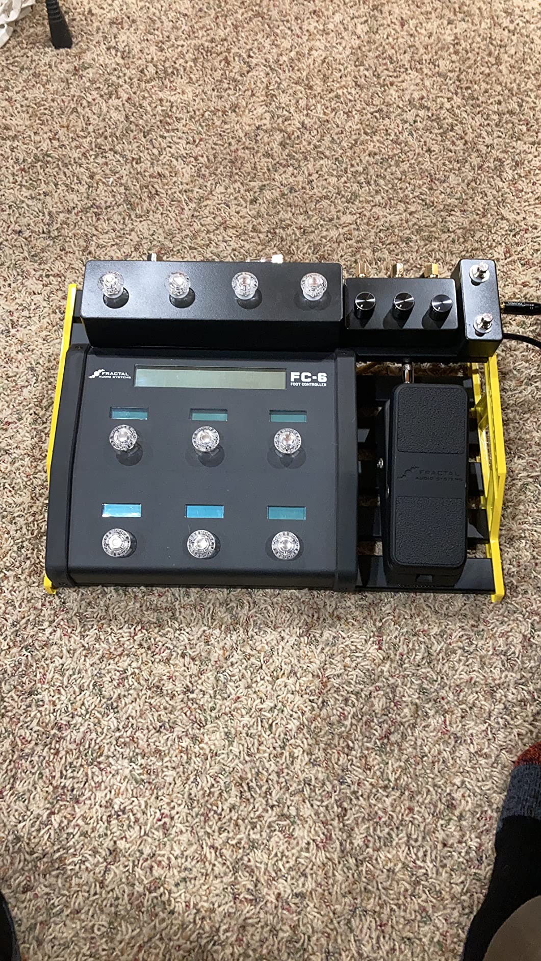 NUX NPB-L Bumblebee Guitar Pedal Board with Bag (Large) customer photo 2